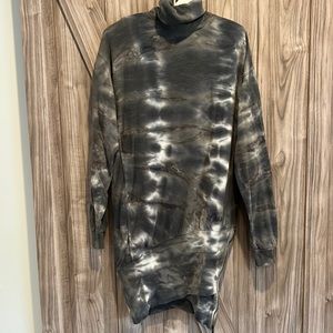 Young fabulous and broke size, small sweatshirt, dress, gray white